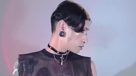 Snapshot of alienexxx chatting on 11, 12, 2024     online show from 11, 12, 2024