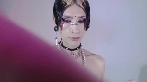 Snapshot of alienexxx chatting on 29, 12, 2024     online show from 29, 12, 2024