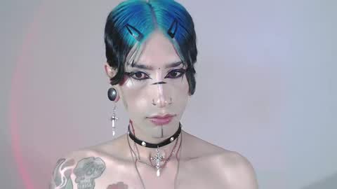 Snapshot of alienexxx chatting on 16, 1, 2025     online show from 16, 1, 2025