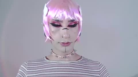 Snapshot of alienexxx chatting on 20, 1, 2025     online show from 20, 1, 2025