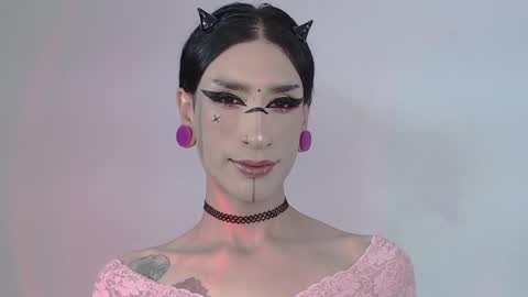 Snapshot of alienexxx chatting on 25, 9, 2025     online show from 25, 9, 2025