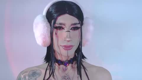 Snapshot of alienexxx chatting on 8, 5, 2026 online show from 8, 5, 2026