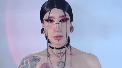 Snapshot of alienexxx chatting on 10, 6, 2026 online show from 10, 6, 2026