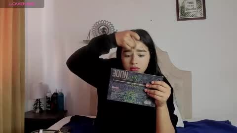 aliice_walker_ online show from 1, 2, 2025