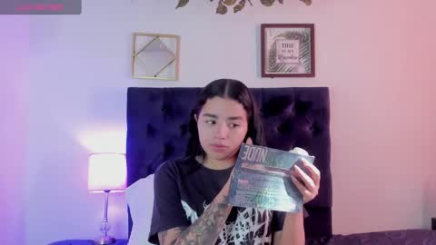 aliice_walker_ online show from 18, 2, 2025