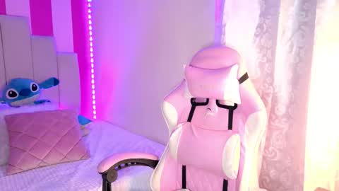 Snapshot of aliice_wonderland_ chatting on 23, 11, 2025 Aliice Brown online show from 23, 11, 2025