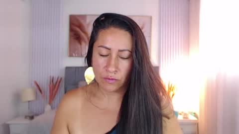 aliicia_milf online show from 26, 5, 2026