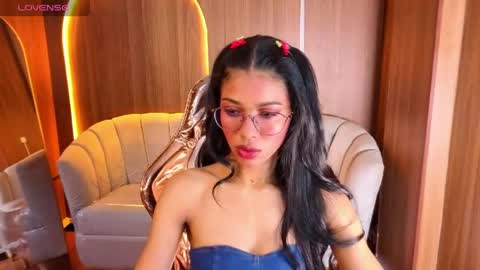 alina_b_ online show from 16, 4, 2026