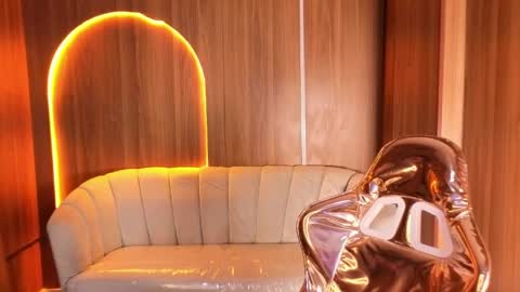 alina_b_ online show from 7, 5, 2026