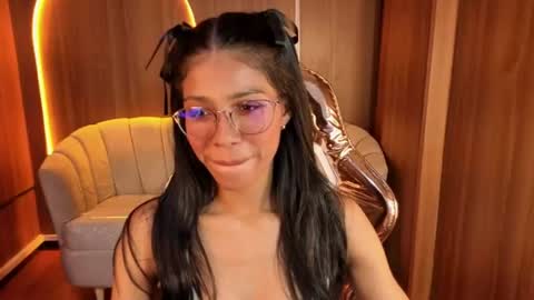 alina_b_ online show from 1, 8, 2026