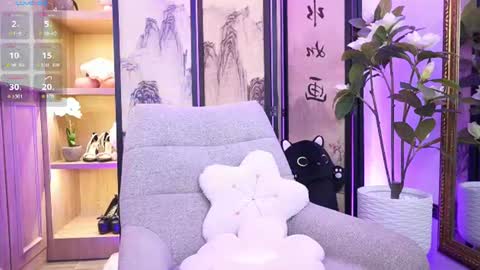 Alina Bennet online show from 11, 7, 2026