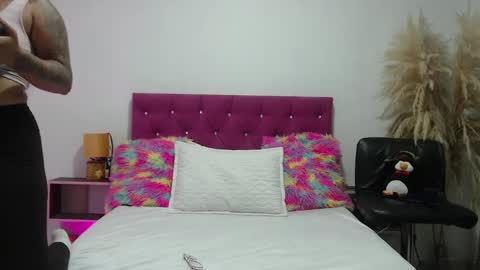 lili online show from 11, 3, 2025