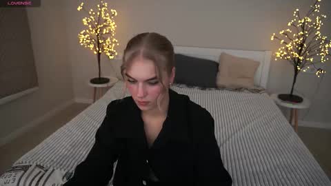 Alina online show from 11, 11, 2025