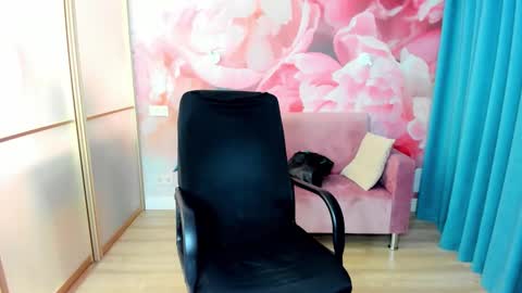 AlinaMoor online show from 14, 1, 2026