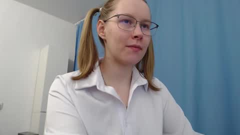 Snapshot of alinasei chatting on 10, 1, 2026 alinasei online show from 10, 1, 2026