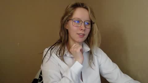 Snapshot of alinasei chatting on 8, 2, 2026 alinasei online show from 8, 2, 2026