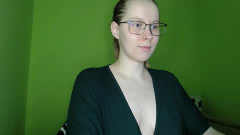 Snapshot of alinasei chatting on 15, 3, 2026 alinasei online show from 15, 3, 2026