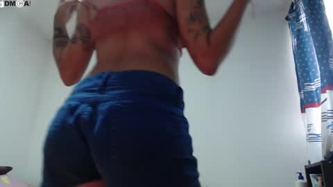 Snapshot of alinawoolf_ chatting on 12, 3, 2026 Ali online show from 12, 3, 2026