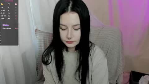 Aline Greeeen online show from 18, 2, 2025