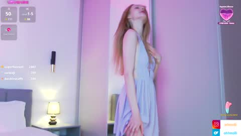 Alisa but you can call me Molli  online show from 20, 1, 2025