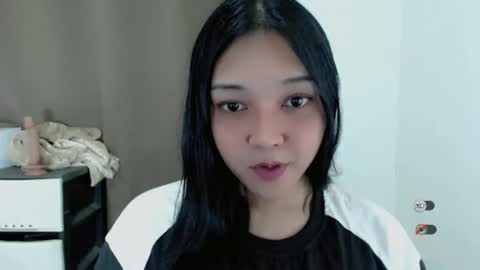 Shanti xhey online show from 2, 3, 2026