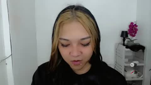 Shanti xhey online show from 11, 5, 2026