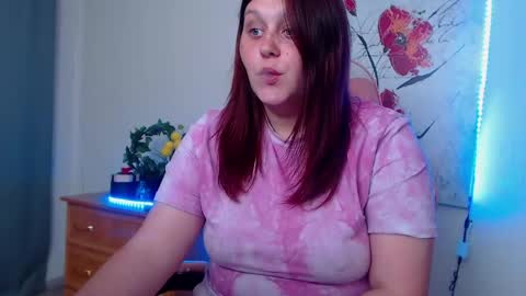 Snapshot of alisawoods_ chatting on 7, 6, 2026 Alisa online show from 7, 6, 2026