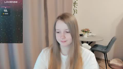 Snapshot of alisha_ley chatting on 21, 12, 2025 Alya online show from 21, 12, 2025