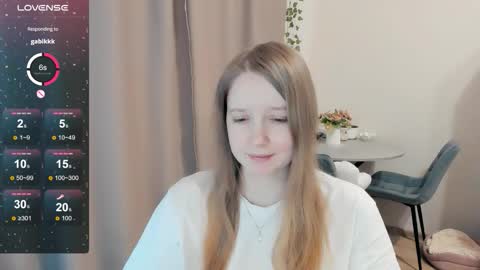 Snapshot of alisha_ley chatting on 23, 12, 2025 Alya online show from 23, 12, 2025