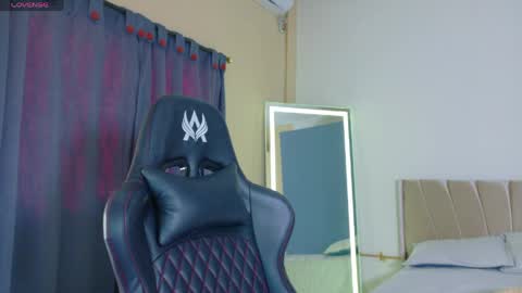 Snapshot of alishaa_sweet chatting on 25, 5, 2026 Alisha online show from 25, 5, 2026