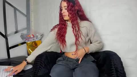 alishaevans_rs online show from 14, 2, 2026