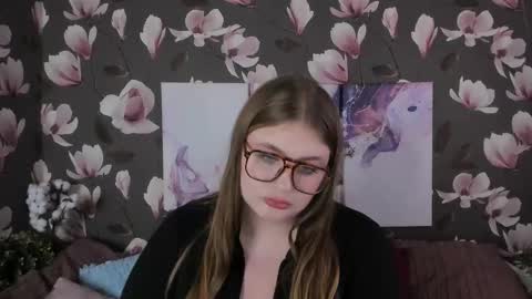 Snapshot of alishamorel chatting on 30, 10, 2025 alishamorel online show from 30, 10, 2025