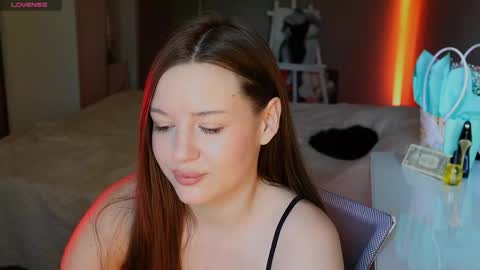 Hey there Im a Hookah Girl online show from 11, 4, 2026