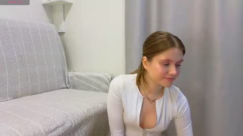 Alisia online show from 2, 7, 2026
