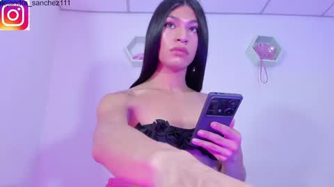 Alisia online show from 3, 2, 2025