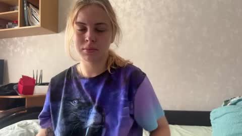 Snapshot of alismoona chatting on 2, 8, 2026 Alisa online show from 2, 8, 2026