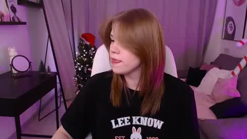 Snapshot of alison_doody chatting on 23, 12, 2025 Alison online show from 23, 12, 2025