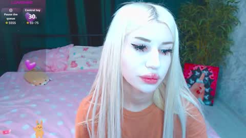 Snapshot of alison_moonlight chatting on 6, 10, 2025 Alison online show from 6, 10, 2025