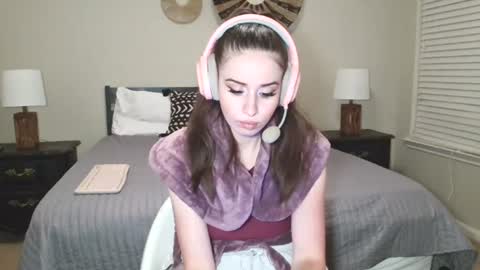 Alison Fields online show from 16, 7, 2026