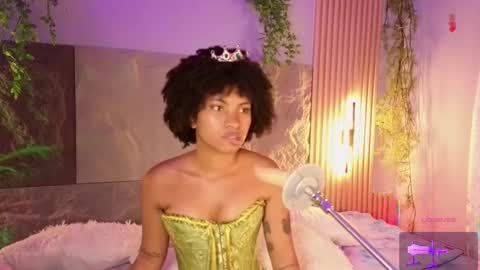 Mia online show from 8, 1, 2026