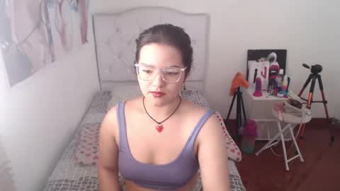 alissa_morrison online show from 13, 7, 2026