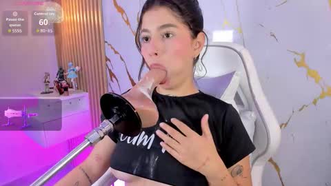 Snapshot of alissaowens_ chatting on 11, 11, 2025 Alissa owens online show from 11, 11, 2025