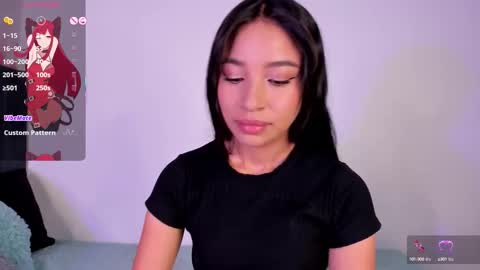 Snapshot of alissarose_ chatting on 24, 9, 2025 Mara  Isabel online show from 24, 9, 2025