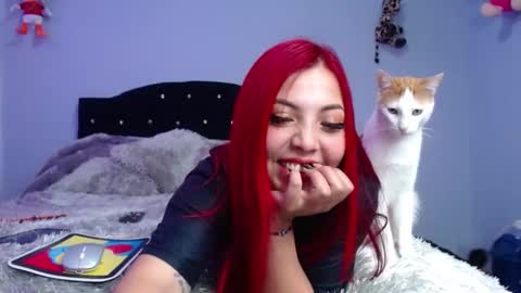 Alissia online show from 4, 3, 2025