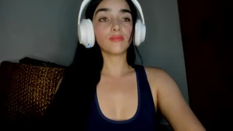 Alisson369  online show from 27, 4, 2026