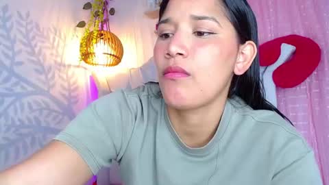 Snapshot of alisson_wiley chatting on 25, 6, 2026 alisson online show from 25, 6, 2026