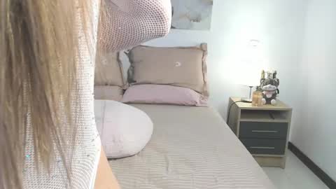 Snapshot of alissonroyce chatting on 13, 2, 2025 Goddess  online show from 13, 2, 2025