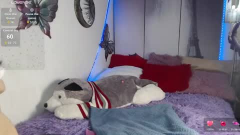 Snapshot of alix_kitty_ chatting on 11, 6, 2026 alix_kitty_ online show from 11, 6, 2026