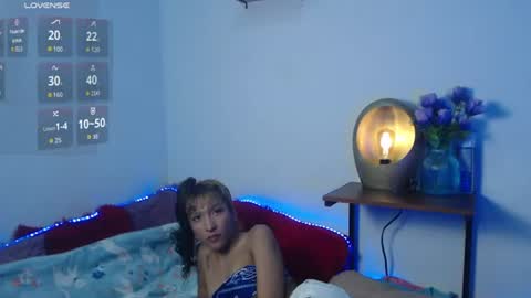 alix_kitty_ online show from 25, 6, 2026
