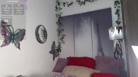 alix_kitty_ online show from 23, 7, 2026